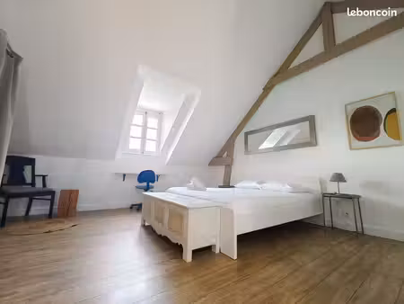 superbe maison de ville meublée – 80 m² – 2 chambres