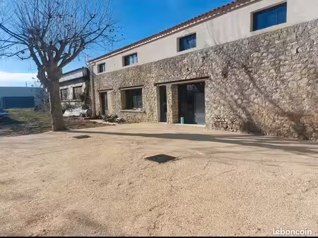 grand atelier batiment local bureaux 270m2 + jardin