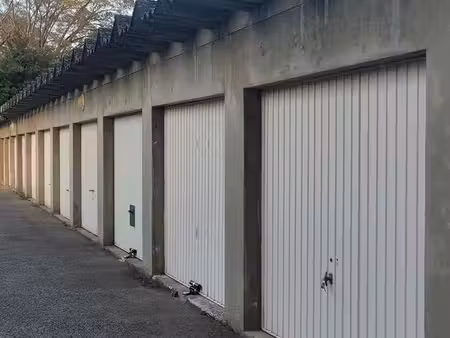 loue garage echirolles village