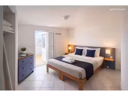 maisonnette dans un domaine