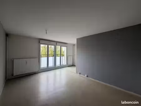 appartement 3 pièces 64 m²