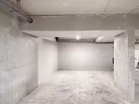 crozet | place de parking pmr en sous-sol