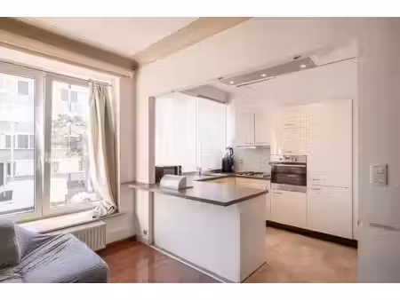 appartement te koop in berchem met 2 slaapkamers