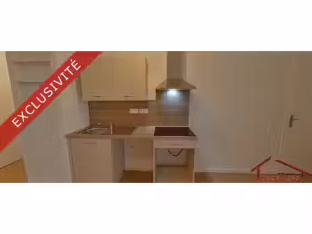 location appartement 2 pièces 42 92 m² avec balcon et park