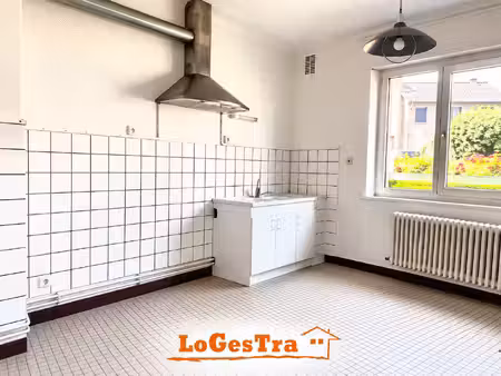 appartement t2  59 91 m2  à 10 mn du centre ville de vittel