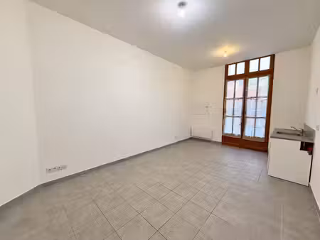 bureau à louer à sète  idéal pour profession libérale