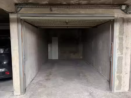 asnieres rue rpc gilbert - box - 29 500€ fai