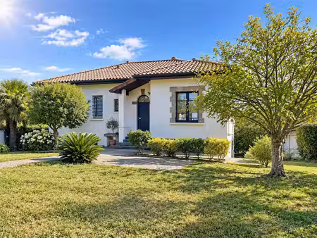 vente maison 5 pièces 173 m² à ciboure (64500)  1 245 000 €