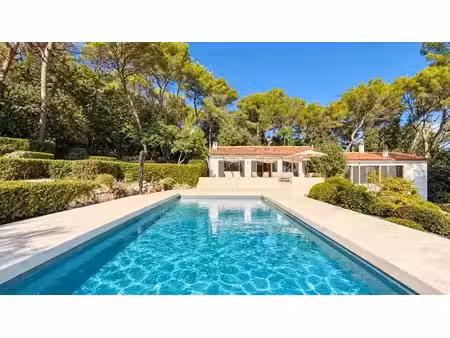 vente villa 4 pièces 159 m² à la colle-sur-loup (06480)  1 995 000 €