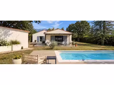 maison de luxe à vendre à peynier