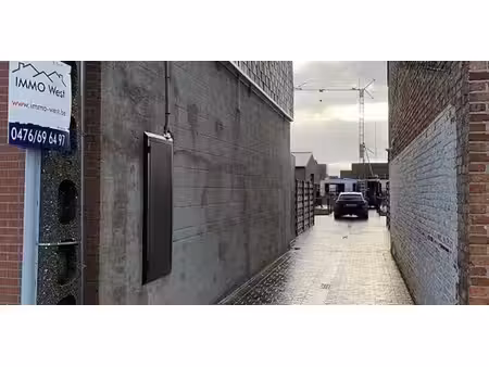 garage à louer à zonnebeke pour € 90