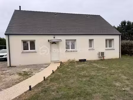 maison traditionnelle de 85 m² à le plessis-grohan
