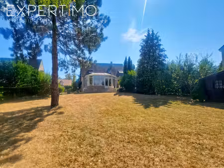 maison sur terrain de 1 566 m² avec division parcellaire possible !