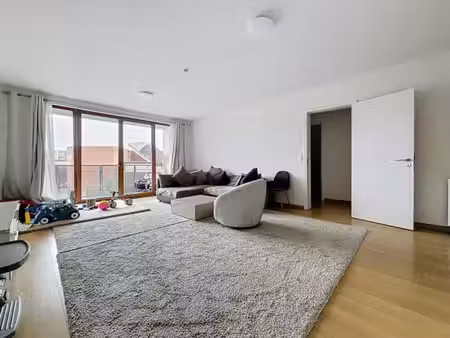 superbe appartement 2 chambres en parfait état – constructio