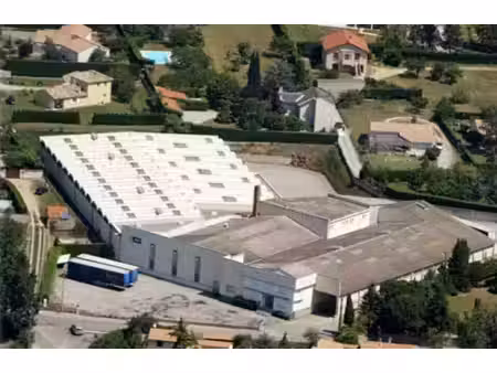 vente entrepôt 100m² à 6107m²
