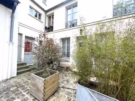 studio loué meublé