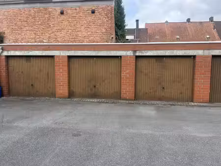 garage sécurisé en plein cœur de kortrijk