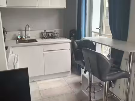 sous-location studio meublé 25 m² à courbevoie – entre 3-6 mois