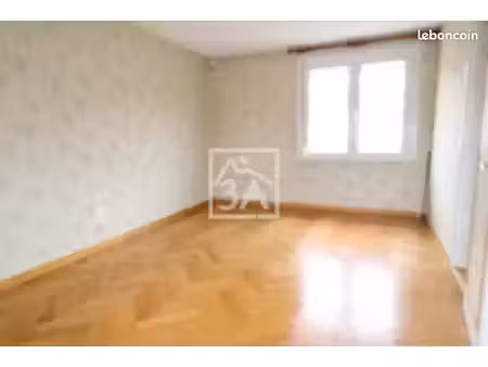 maison 6 pièces 131 m²