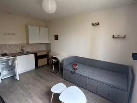 studio meublé