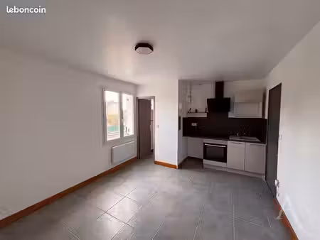 studio 1 pièce 19 m²