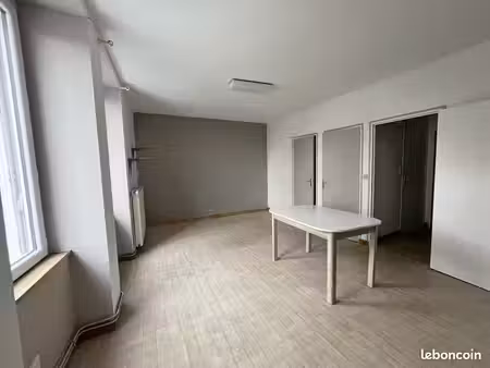 à louer – appartement t2 à plessé