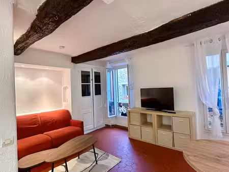 charmant studio rénové -21 m2 cœur de vence