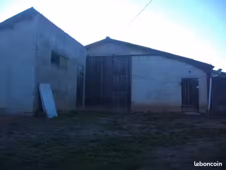 hangar pour abris camping car & caravane