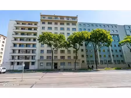 cave / box de stockage privatif 9m² — lyon 3 (villette / part-dieu)