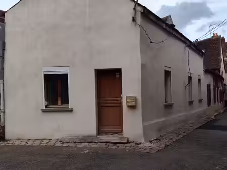 a louer t3 - maison de ville - hypercentre auxerre - 70 m²