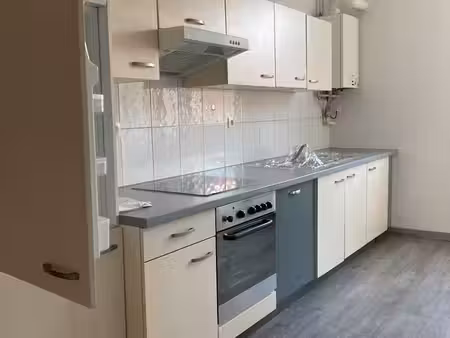 spacieux f3 au centre-ville