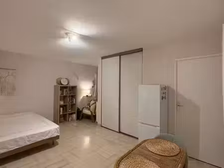 particulier loue f1 corniche fleurie