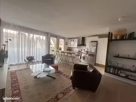 appartement 3 pièces 65 m²