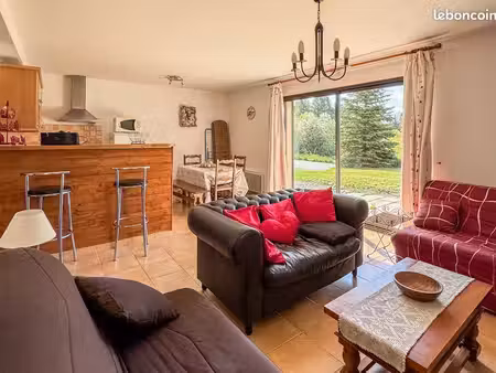 appartement t3 meublé en rez-de-jardin de maison