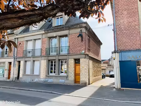 maison hyper centre avec place de parking