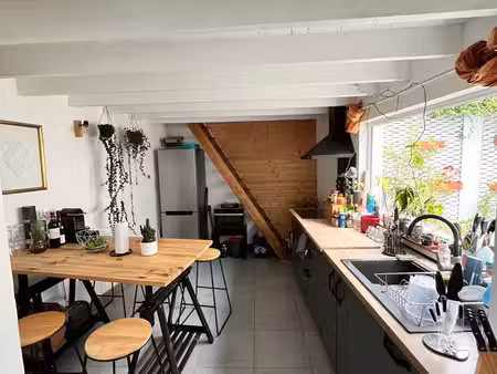 petite maison avec cour privative centre ville