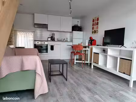 maison centre-ville meublée  à louer  quartier calme – disponible mi-novembre 2026