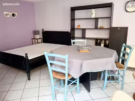 location studio meublé plancoet
