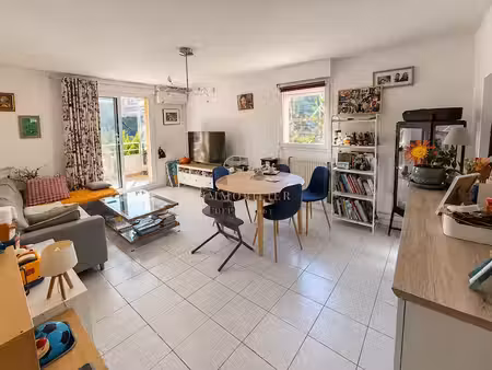 vente appartement 3 pièces 75 m² à aubagne (13400)  239 000 €