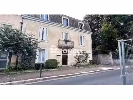 centre ville  investissement locatif : t3 rentable avec garage et ascenseur !