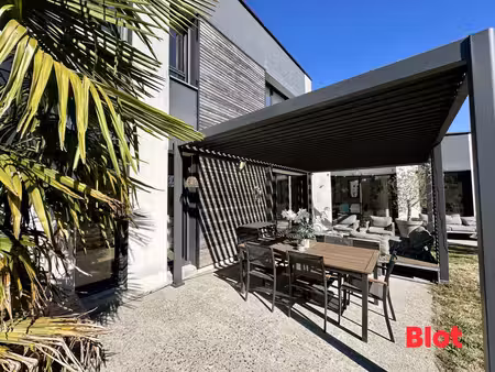 breteil – maison contemporaine et atypique – 170 m² – vie de plain-pied
