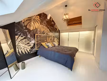 magnifique échoppe de caractère entièrement rénovée - quartier saint-martin