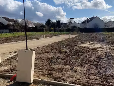 terrain constructible neuf à vendre