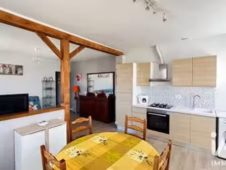 vente immeuble à la couronne (16400) : à vendre / 208m² la couronne