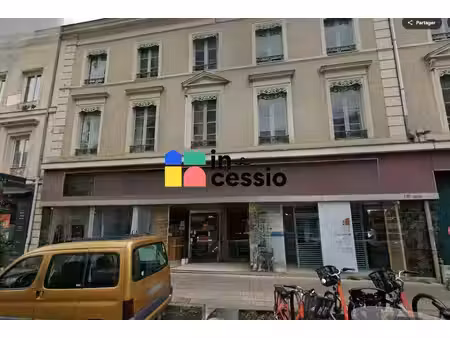 local commercial à louer