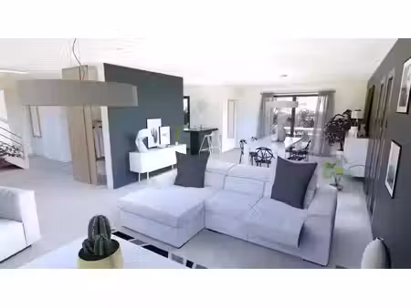 t3 de 65 m² avec terrasse - centre ville argenteuil