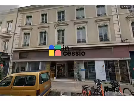 local commercial à vendre