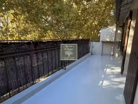appartement avec terrasse - quartier roquette entièrement ré