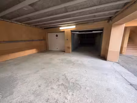 garage générac - a louer