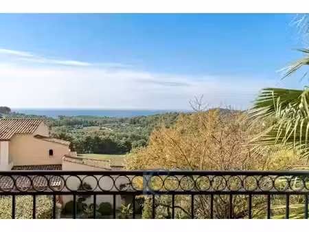 vente appartement 2 pièces 46.5 m² à saint-cyr-sur-mer (83270)  380 000 €